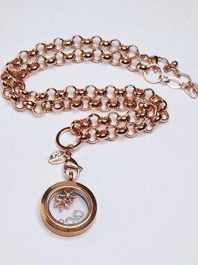 Origami Owl Rose Gold Necklace Floating Rhinestones Locket Pendant Adjustable